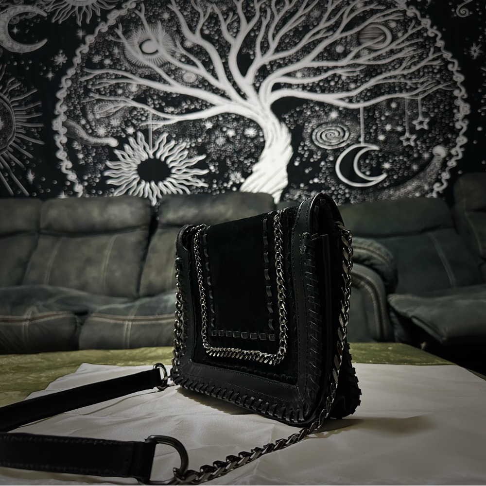 Vintage style Y2K Zara Black Crossbody Bag with Silver Chain - Picture 5 of 16